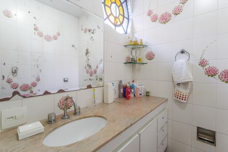 Casa à venda com 160m², 4 quartos e 4 vagas Casa à venda com 160m², 4 quartos e 4 vagasBanheiro da Suíte 4