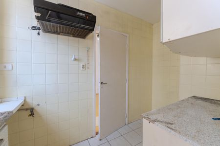 Apartamento à venda com 65m², 2 quartos e 1 vaga Apartamento à venda com 65m², 2 quartos e 1 vagaCozinha e Área de Serviço