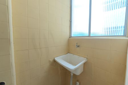 Apartamento à venda com 65m², 2 quartos e 1 vaga Apartamento à venda com 65m², 2 quartos e 1 vagaCozinha e Área de Serviço