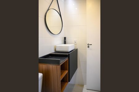 Apartamento à venda com 42m², 2 quartos e 1 vaga Apartamento à venda com 42m², 2 quartos e 1 vagaBanheiro