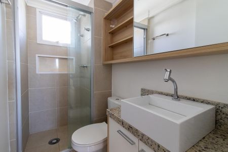 Apartamento à venda com 76m², 3 quartos e 2 vagas Apartamento à venda com 76m², 3 quartos e 2 vagasBanheiro social