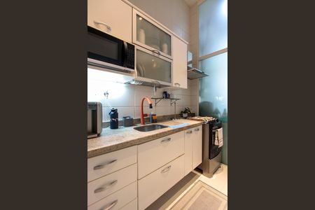 Apartamento para alugar com 77m², 2 quartos e 2 vagas Apartamento para alugar com 77m², 2 quartos e 2 vagasCozinha integra