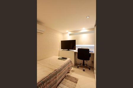 Apartamento para alugar com 77m², 2 quartos e 2 vagas Apartamento para alugar com 77m², 2 quartos e 2 vagasQuarto 2