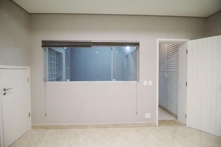 Casa para alugar com 90m², 2 quartos e sem vaga Casa para alugar com 90m², 2 quartos e sem vagaSala