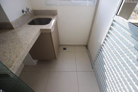Apartamento para alugar com 47m², 2 quartos e 2 vagas Apartamento para alugar com 47m², 2 quartos e 2 vagasCozinha/Área de serviço