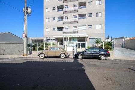 Apartamento para alugar com 47m², 2 quartos e 2 vagas Apartamento para alugar com 47m², 2 quartos e 2 vagasFachada