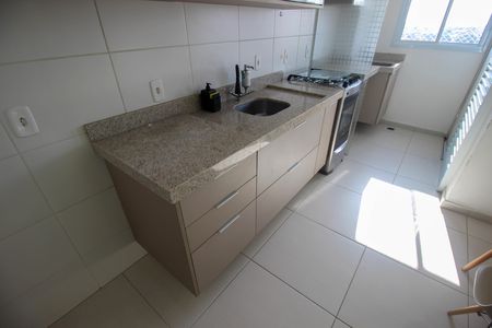 Apartamento para alugar com 47m², 2 quartos e 2 vagas Apartamento para alugar com 47m², 2 quartos e 2 vagasCozinha/Área de serviço