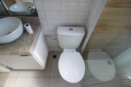 Apartamento para alugar com 47m², 2 quartos e 2 vagas Apartamento para alugar com 47m², 2 quartos e 2 vagasBanheiro