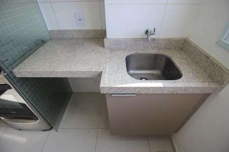 Apartamento para alugar com 47m², 2 quartos e 2 vagas Apartamento para alugar com 47m², 2 quartos e 2 vagasCozinha/Área de serviço