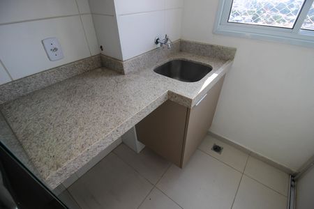 Apartamento para alugar com 47m², 2 quartos e 2 vagas Apartamento para alugar com 47m², 2 quartos e 2 vagasCozinha/Área de serviço