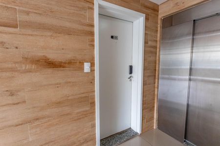 Apartamento à venda com 78m², 2 quartos e 1 vagaEntrada