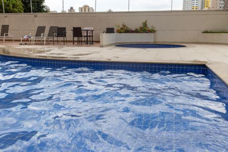 Apartamento à venda com 78m², 3 quartos e 1 vaga Apartamento à venda com 78m², 3 quartos e 1 vagaPiscina