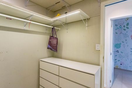 Apartamento à venda com 78m², 2 quartos e 1 vagaQuarto 2