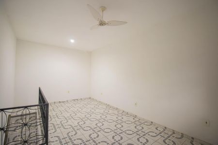 Casa para alugar com 48m², 1 quarto e 1 vagaQuarto 1