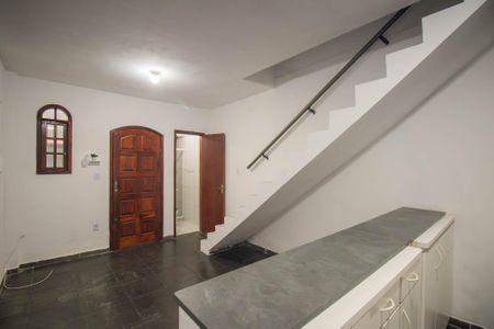 Sala de casa para alugar com 1 quarto, 48m² em Zé Garoto, São Gonçalo