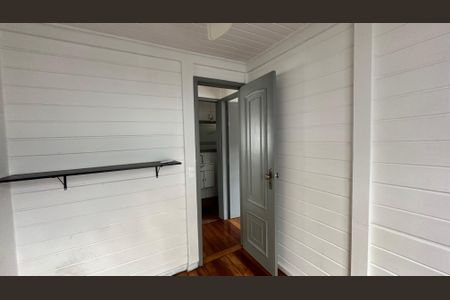 Casa de condomínio para alugar com 120m², 4 quartos e 5 vagasQuarto 1