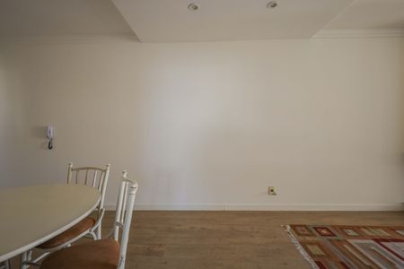 Sala de apartamento para alugar com 2 quartos, 75m² em Petrópolis, Porto Alegre