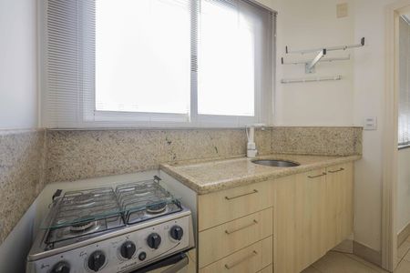 Apartamento para alugar com 75m², 2 quartos e 2 vagasCozinha
