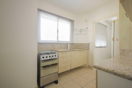 Apartamento para alugar com 75m², 2 quartos e 2 vagasCozinha