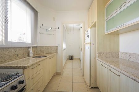 Apartamento para alugar com 75m², 2 quartos e 2 vagasCozinha