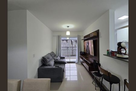 Apartamento para alugar com 63m², 2 quartos e 1 vaga Apartamento para alugar com 63m², 2 quartos e 1 vagaSala