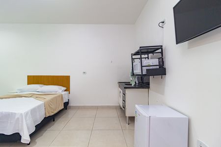 Cozinha de kitnet/studio para alugar com 1 quarto, 22m² em Vila Regente Feijó, São Paulo