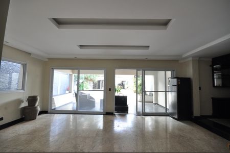 Casa para alugar com 800m², 3 quartos e 4 vagasSala de Estar