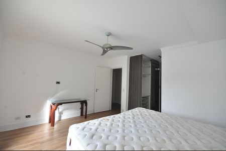 Casa para alugar com 800m², 3 quartos e 4 vagasSuíte master