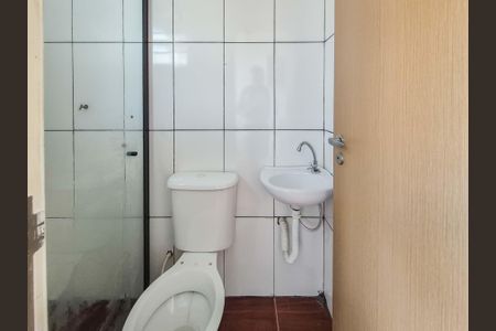 Banheiro de kitnet/studio para alugar com 1 quarto, 30m² em Jardim Esmeralda, São Paulo
