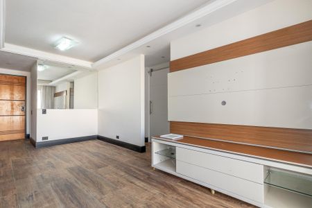 Apartamento à venda com 55m², 2 quartos e 1 vaga Apartamento à venda com 55m², 2 quartos e 1 vagaSala