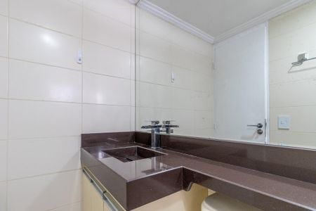 Apartamento à venda com 55m², 2 quartos e 1 vaga Apartamento à venda com 55m², 2 quartos e 1 vagaBanheiro