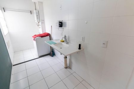 Apartamento à venda com 40m², 2 quartos e sem vaga Apartamento à venda com 40m², 2 quartos e sem vagaCozinha e Área de Serviço