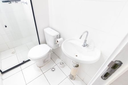 Apartamento à venda com 40m², 2 quartos e sem vaga Apartamento à venda com 40m², 2 quartos e sem vagaBanheiro