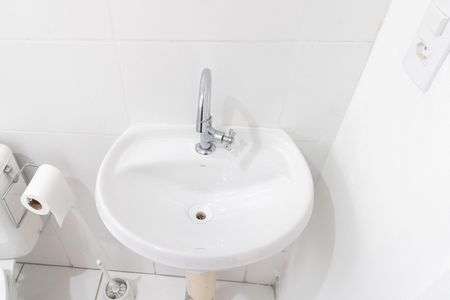 Apartamento à venda com 40m², 2 quartos e sem vaga Apartamento à venda com 40m², 2 quartos e sem vagaBanheiro