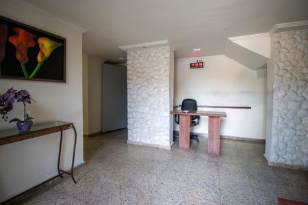 Apartamento à venda com 70m², 2 quartos e 1 vagaHall de entrada