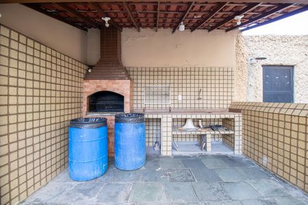 Apartamento à venda com 70m², 2 quartos e 1 vagaÁrea comum - Churrasqueira
