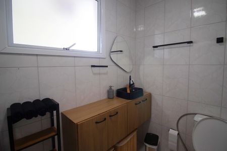 Apartamento para alugar com 68m², 2 quartos e 1 vagaBanheiro