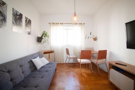 Apartamento para alugar com 68m², 2 quartos e 1 vagaSala