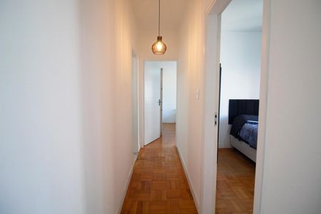 Apartamento para alugar com 68m², 2 quartos e 1 vagaCorredor
