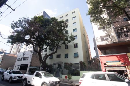 Apartamento para alugar com 68m², 2 quartos e 1 vagaFachada