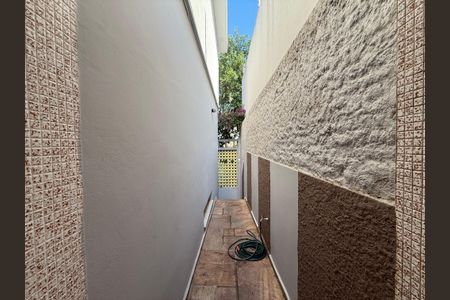 Casa para alugar com 200m², 3 quartos e 3 vagasQuintal