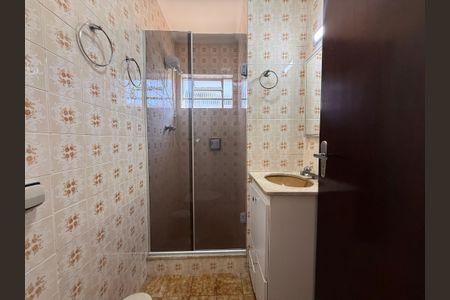Casa para alugar com 200m², 3 quartos e 3 vagasBanheiro social 2