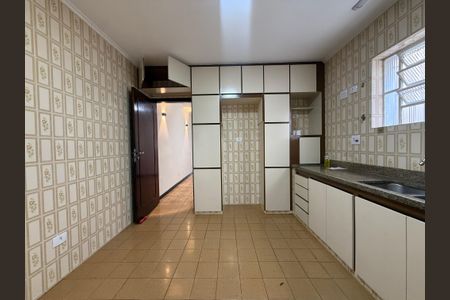 Casa para alugar com 200m², 3 quartos e 3 vagasCozinha