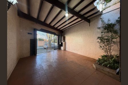 Casa para alugar com 200m², 3 quartos e 3 vagasGaragem