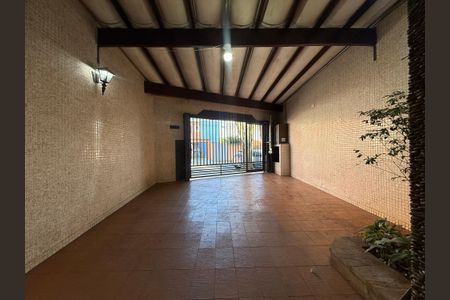 Casa para alugar com 200m², 3 quartos e 3 vagasGaragem