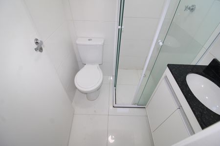 Banheiro social de apartamento para alugar com 1 quarto, 35m² em Vila Dom Pedro Ii, São Paulo