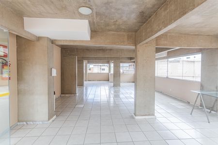 Apartamento para alugar com 68m², 2 quartos e 1 vagaÁrea comum - Salão de festas