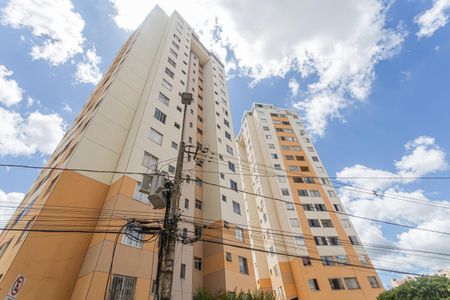 Apartamento para alugar com 68m², 2 quartos e 1 vagaFachada
