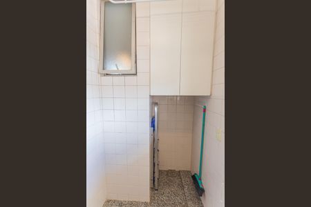 Apartamento para alugar com 68m², 2 quartos e 1 vagaÁrea de Serviço