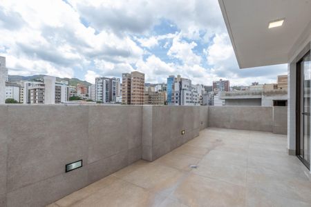 Apartamento à venda com 120m², 2 quartos e 2 vagasTerraço
